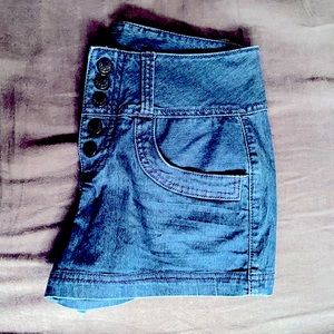 size 28 - Shorts - Guess Denim